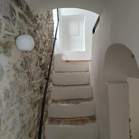 Manenola * Lingueglietta